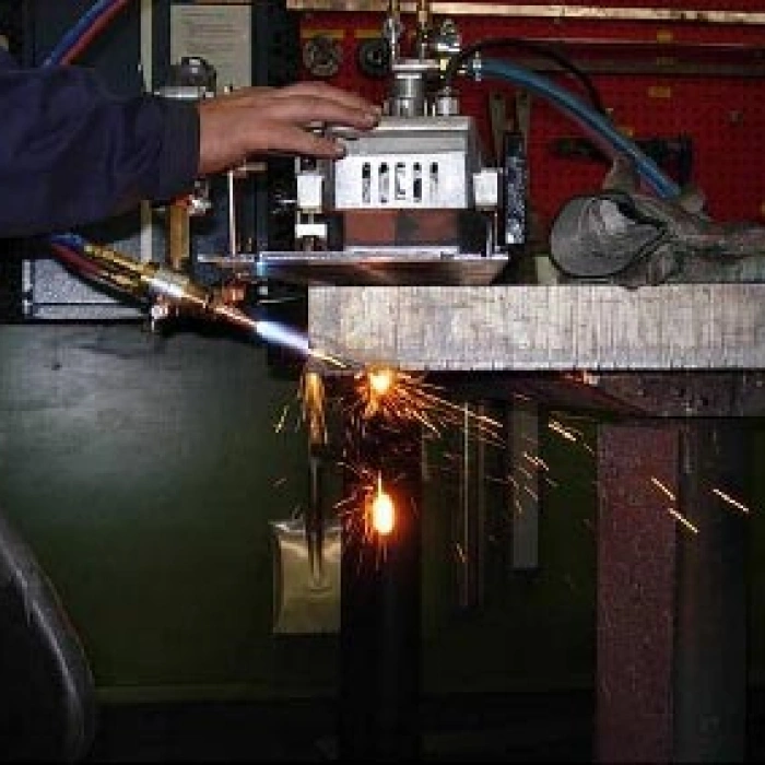 Dispozitiv industrial pentru debitat IK-12 MAX 3