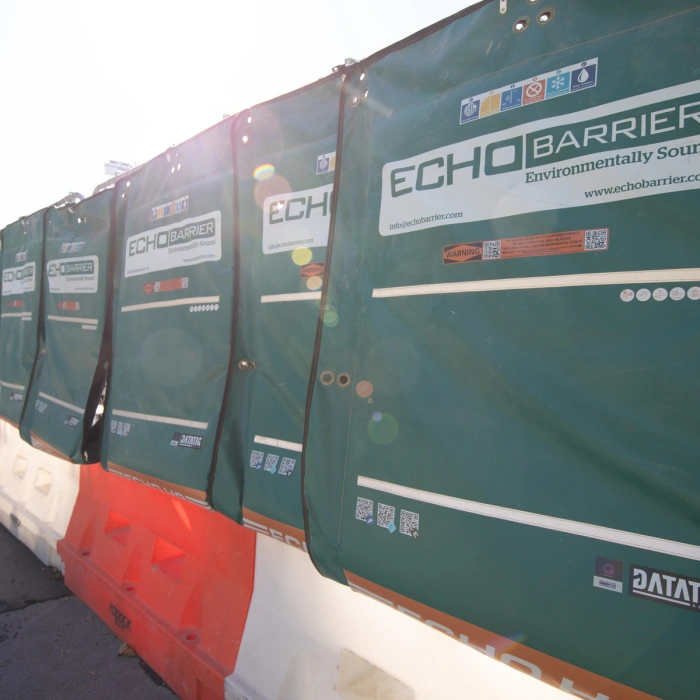 Bariera acustica pentru garduri organizare de santier - EchoBarrier HT3.5