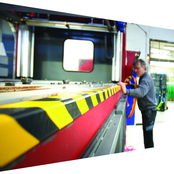 Oglinda dreptunghiulara pentru spatii comerciale