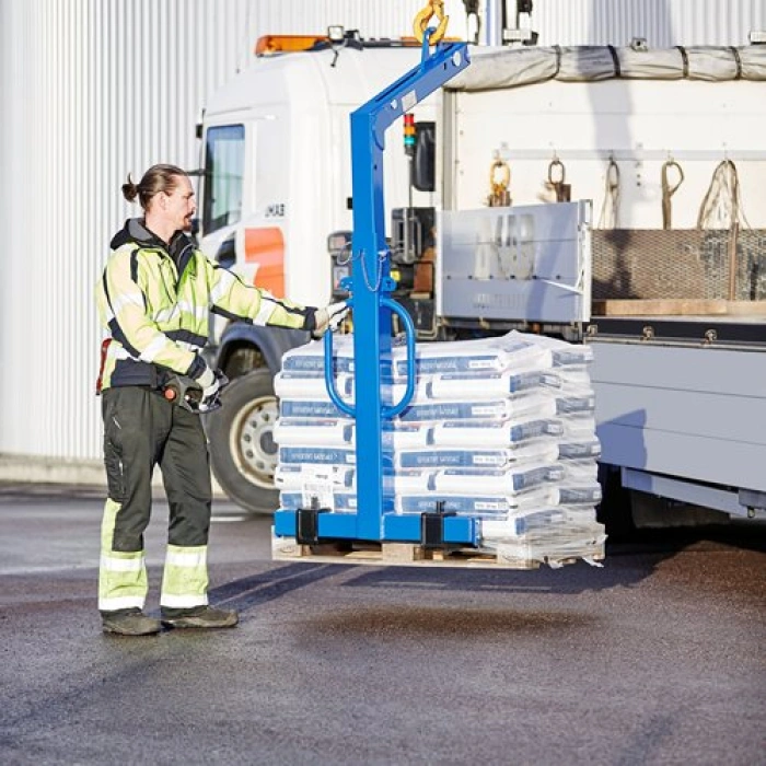 Furci de macara pentru manipulare paleti - 3000 kg