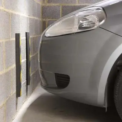 Sistem de protectie montat pe peretii parcarilor 50cm