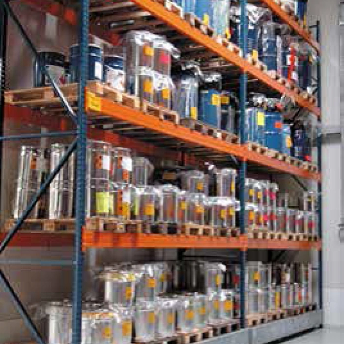 Rafturi metalice - capacitate 9000 kg