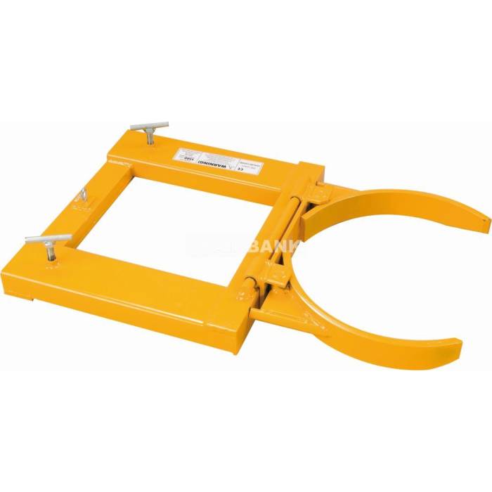 Sistem manipulare butoaie cu fixare pe motostivuitor