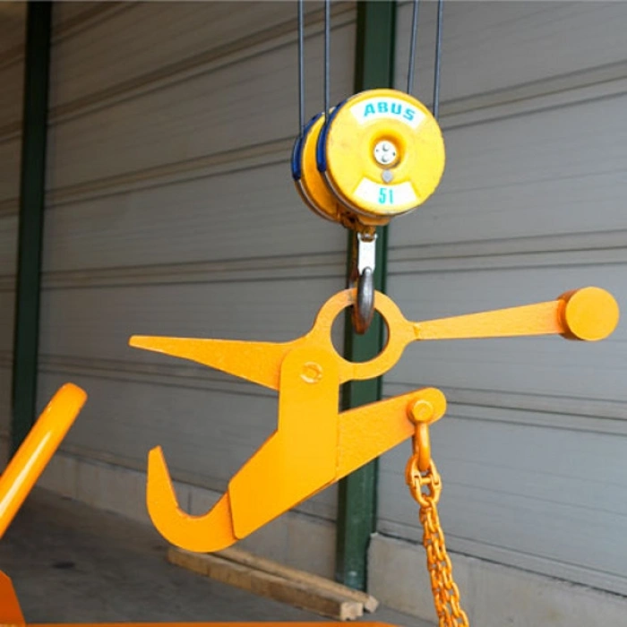 Container rabatabil cu contragreutate pentru deseuri industriale