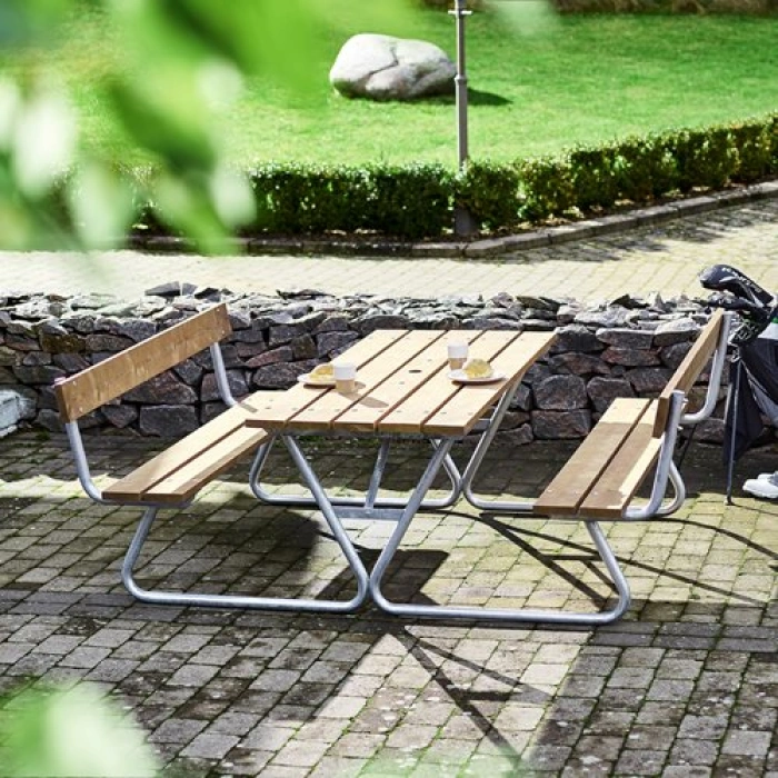  Banca cu masa cu spatar - model Picnic